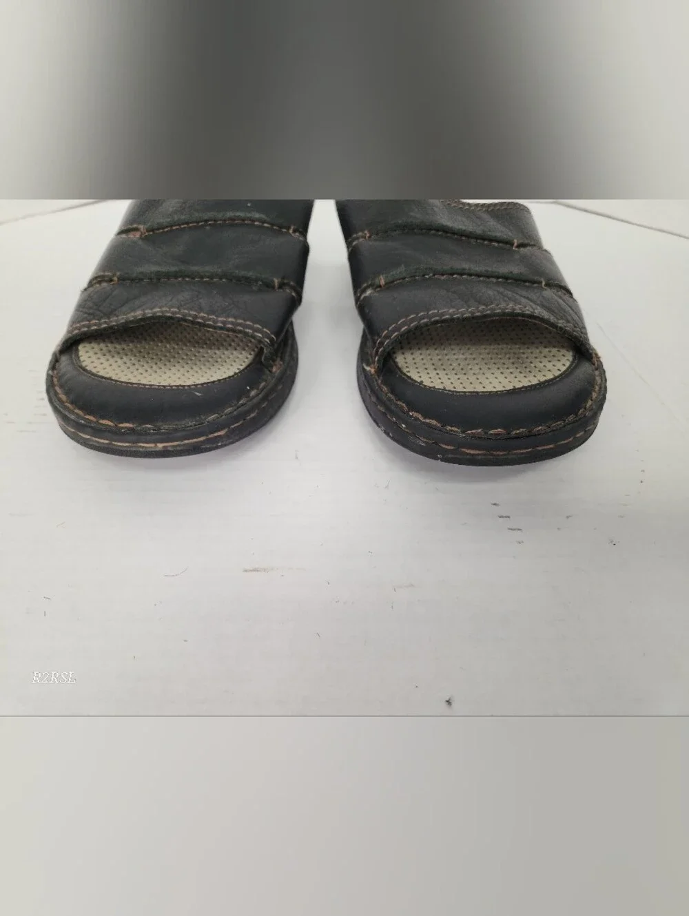 Börn Black Leather Triple-Strap Cutout Slide Sandals Mens 13M  Dadcore
